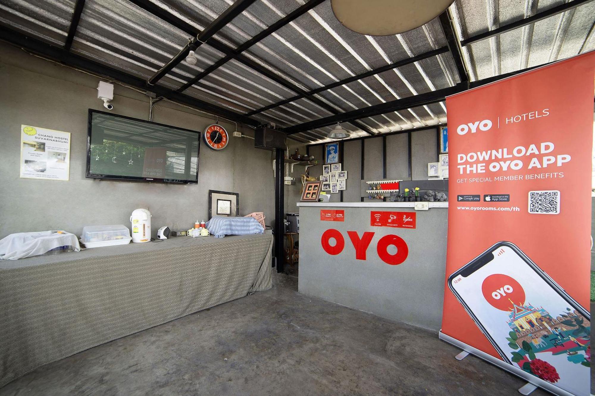 Oyo 560 Chang Hostel Suvarnabhumi Бангкок Екстер'єр фото